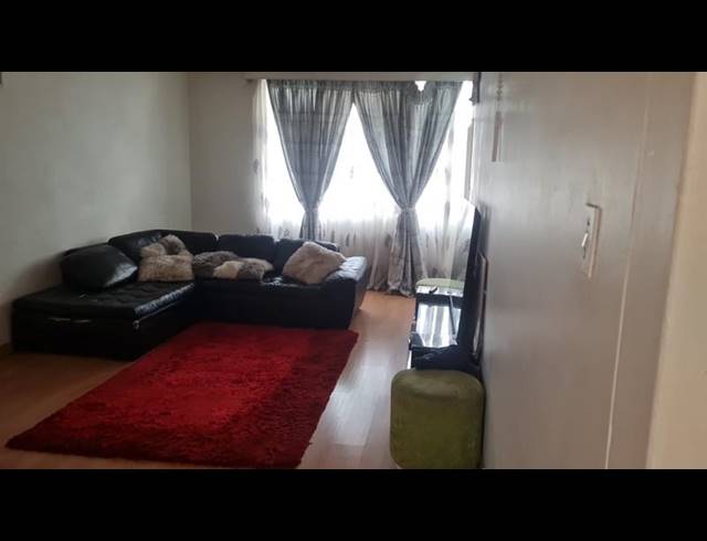 1 BEDROOM APARTMENT FOR SALE IN BEDFORD GARDENS